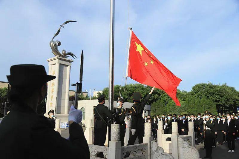 逃离小人国森林
