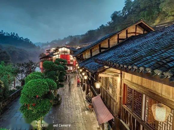 贵阳一小区消防栓成“摆设”,火灾造成一人死亡